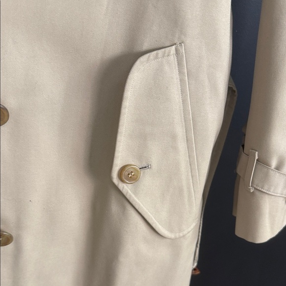 Burberry Beige Long Trench Coat - Picture 9 of 16